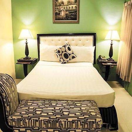 Dreamwave Hotel Ilagan Luaran gambar