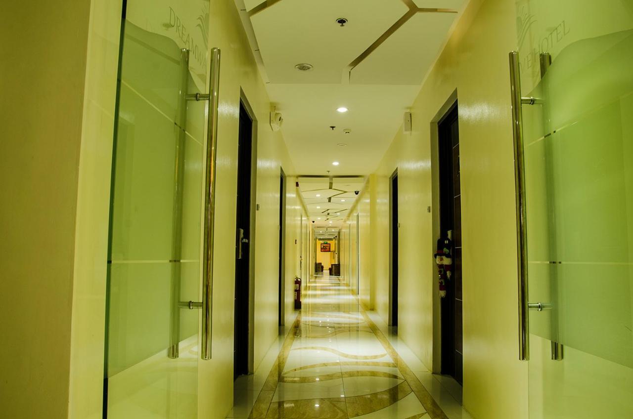 Dreamwave Hotel Ilagan Luaran gambar